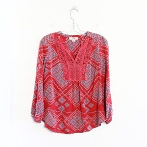Vintage America boho top lace crochet bib peasant blouse red blue print S Small